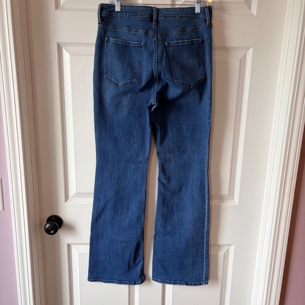 Old Navy Wow Flare High Rise Jeans Womens Size 12 Medium Wash Blue Stretch Denim - Picture 5 of 7
